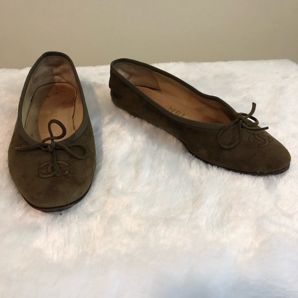 chanel suede flats